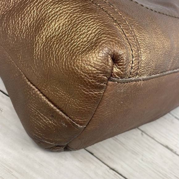 Fossil Bronze Metallic Large Hobo Tote - Picture 7 of 17